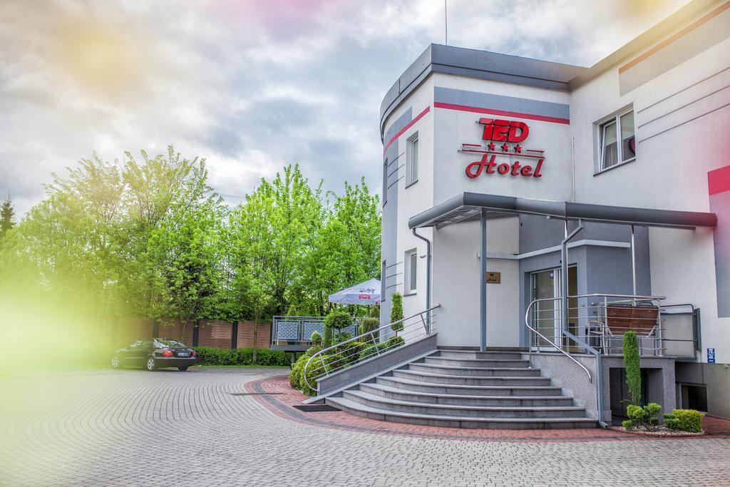 Hotel Ted Radomsko Exterior foto