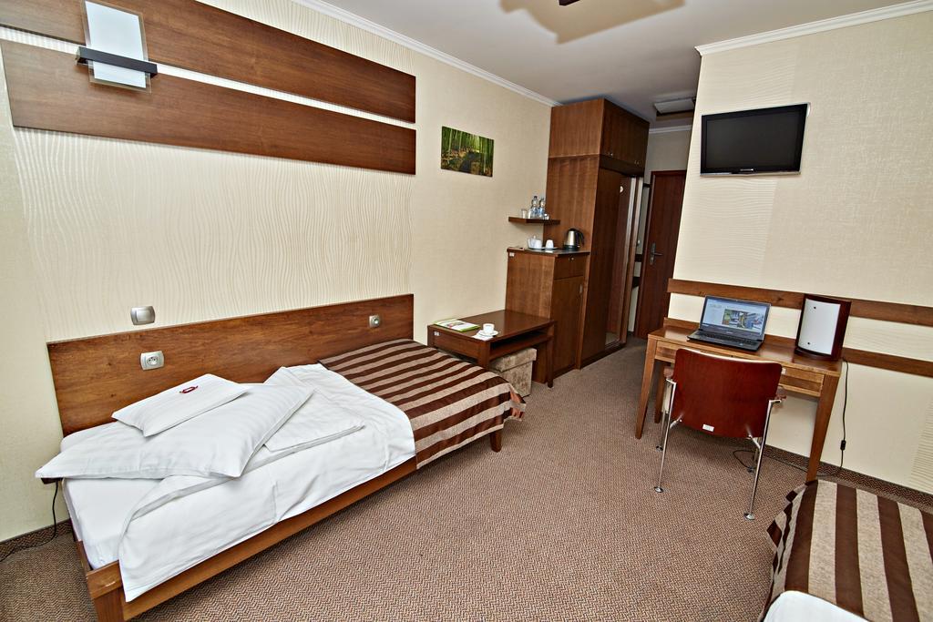 Hotel Ted Radomsko Cameră foto